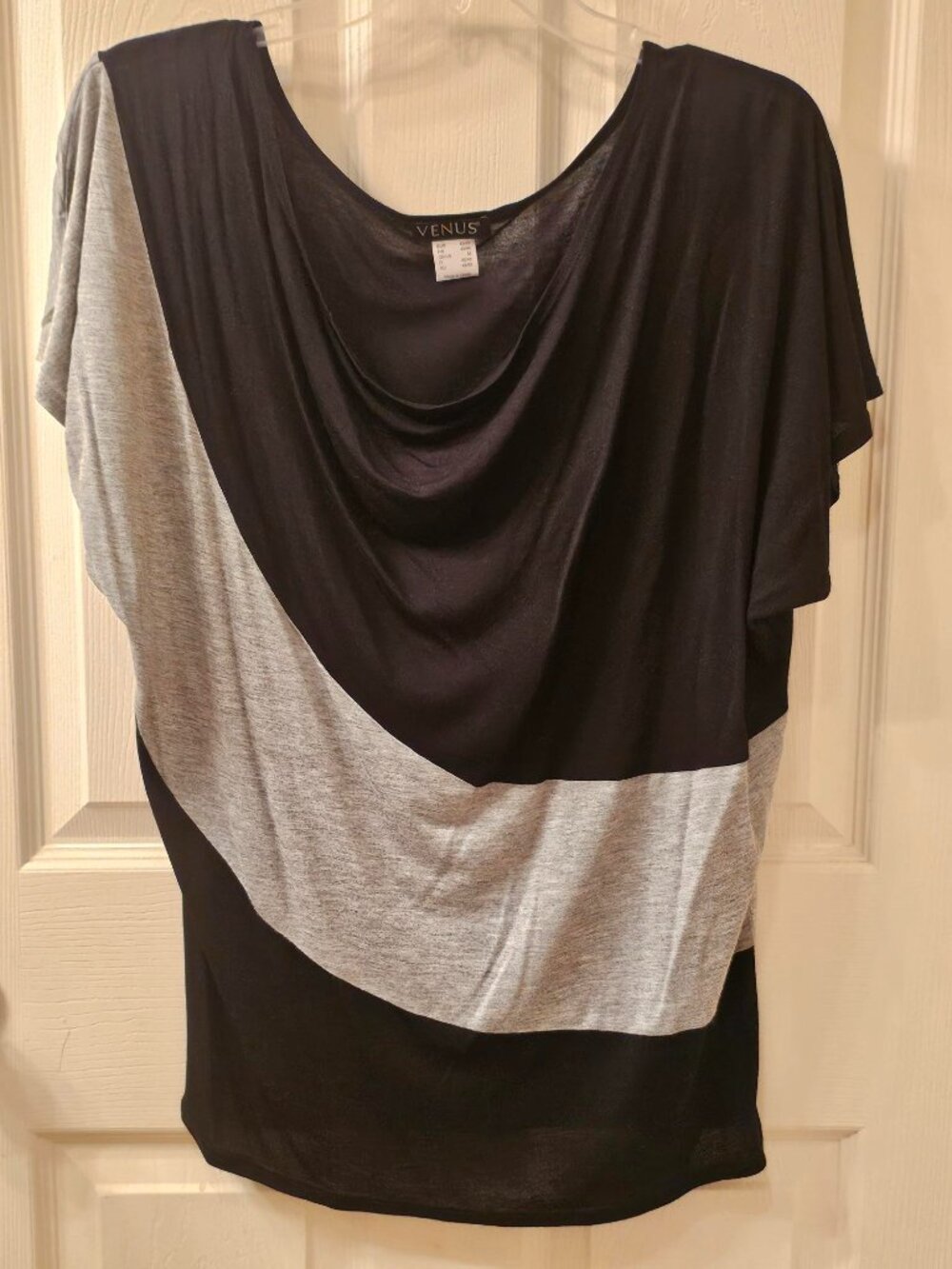 Venus Medium Black / Grey Blouse